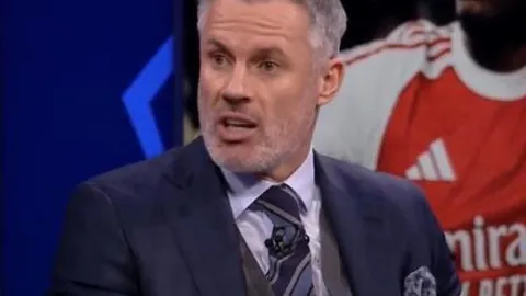 NBLA赛季盘点：15胜9负背后，破坏者客场表现揭秘实力巅峰！